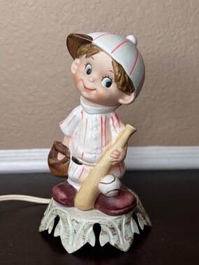 Vintage 1970s Aladdin Giftware Baseball Boy Night Light Ceramic Bisque Lamp